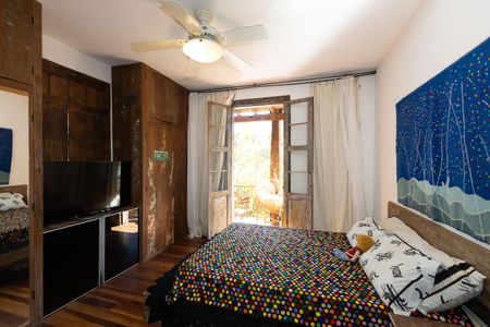 Casa de condomínio para alugar com 559m², 5 quartos e 4 vagasQuarto 1