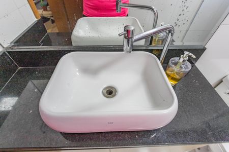 Apartamento para alugar com 67m², 2 quartos e 1 vaga Apartamento para alugar com 67m², 2 quartos e 1 vagaBanheiro da Suíte