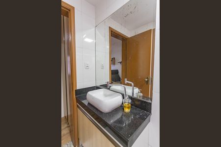 Apartamento para alugar com 67m², 2 quartos e 1 vaga Apartamento para alugar com 67m², 2 quartos e 1 vagaBanheiro da Suíte