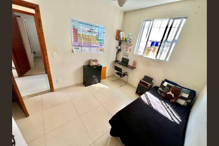 Casa à venda com 180m², 6 quartos e 4 vagasQuarto 5