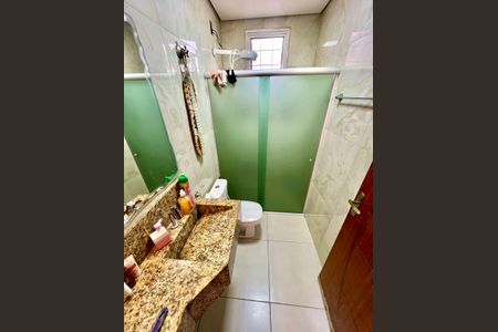 Casa à venda com 180m², 6 quartos e 4 vagasBanheiro Social 2