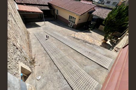 Casa à venda com 180m², 6 quartos e 4 vagasGaragem