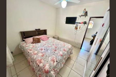Casa à venda com 180m², 6 quartos e 4 vagasQuarto 1