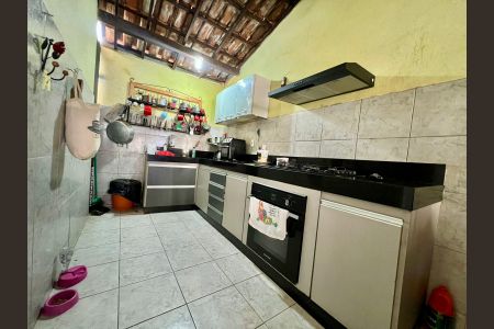 Casa à venda com 180m², 6 quartos e 4 vagasCozinha 2