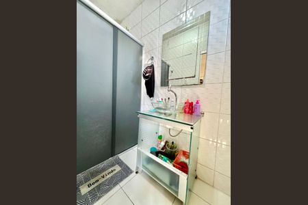 Casa à venda com 180m², 6 quartos e 4 vagasBanheiro Social 1