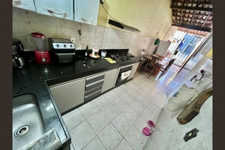 Casa à venda com 180m², 6 quartos e 4 vagasCozinha 2
