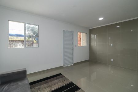 Casa à venda com 40m², 1 quarto e 2 vagasSala/Cozinha