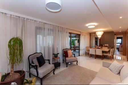 Apartamento para alugar com 130m², 3 quartos e 2 vagas Apartamento para alugar com 130m², 3 quartos e 2 vagasSala