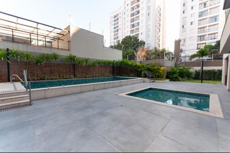 Apartamento para alugar com 130m², 3 quartos e 2 vagas Apartamento para alugar com 130m², 3 quartos e 2 vagasÁrea Comum - Piscina