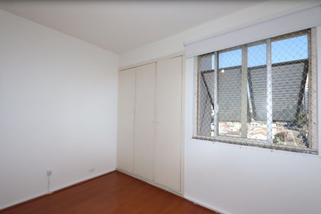 Apartamento à venda com 78m², 3 quartos e 2 vagasQuarto 1