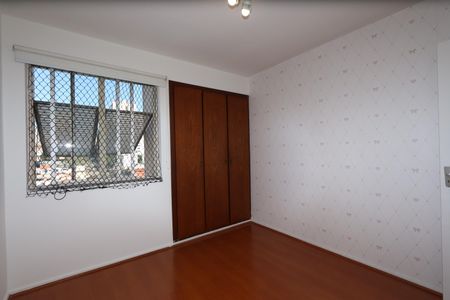 Apartamento à venda com 78m², 3 quartos e 2 vagasQuarto 2