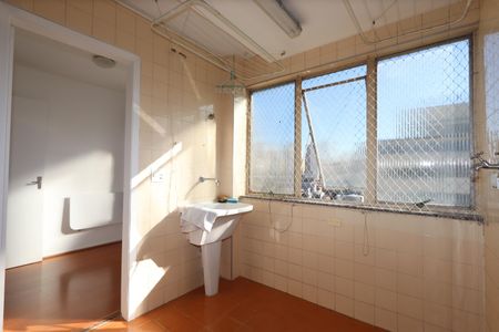 Apartamento à venda com 78m², 3 quartos e 2 vagasLavanderia