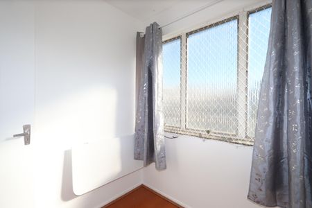 Apartamento à venda com 78m², 3 quartos e 2 vagasQuarto 3