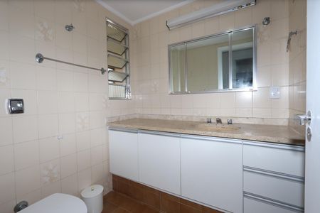 Apartamento à venda com 78m², 3 quartos e 2 vagasBanheiro