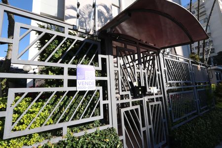 Apartamento à venda com 78m², 3 quartos e 2 vagasEntrada