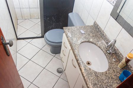 Casa à venda com 105m², 3 quartos e 2 vagasBanheiro da Suíte