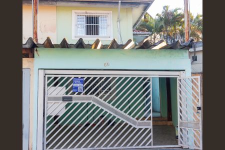 Casa à venda com 105m², 3 quartos e 2 vagasFachada