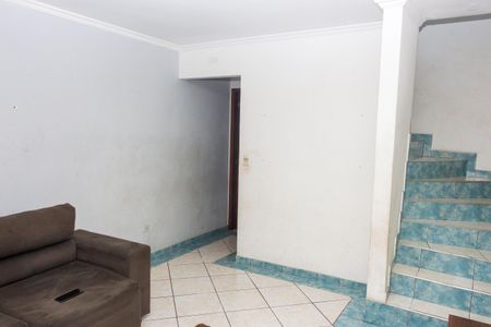 Casa à venda com 105m², 3 quartos e 2 vagasSala