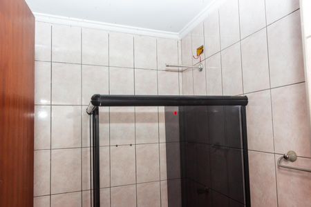 Casa à venda com 105m², 3 quartos e 2 vagasBanheiro
