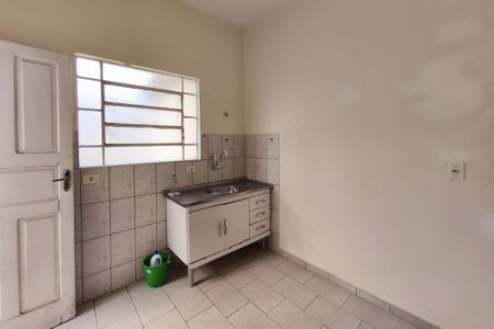 Casa à venda com 110m², 2 quartos e 3 vagas Casa à venda com 110m², 2 quartos e 3 vagasCozinha