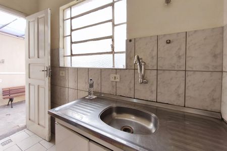 Casa à venda com 110m², 2 quartos e 3 vagas Casa à venda com 110m², 2 quartos e 3 vagasCozinha