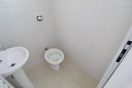 Apartamento para alugar com 180m², 3 quartos e 3 vagasBanheiro de serviço