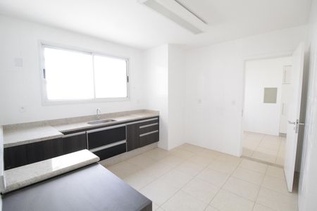Apartamento para alugar com 180m², 3 quartos e 3 vagasCozinha