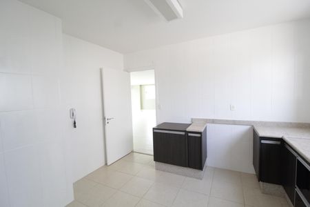 Apartamento para alugar com 180m², 3 quartos e 3 vagasCozinha