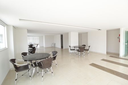 Apartamento para alugar com 180m², 3 quartos e 3 vagasÁrea comum - Salão de festas