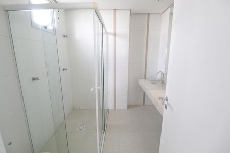 Apartamento para alugar com 180m², 3 quartos e 3 vagasBanheiro do Quarto 3