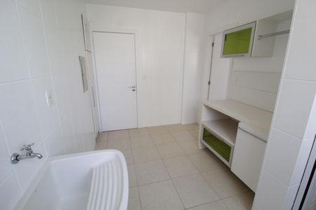 Apartamento para alugar com 180m², 3 quartos e 3 vagasÁrea de Serviço