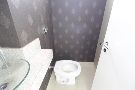 Apartamento para alugar com 180m², 3 quartos e 3 vagasLavabo