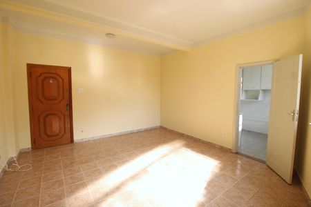 Apartamento à venda com 130m², 2 quartos e 1 vagaSala
