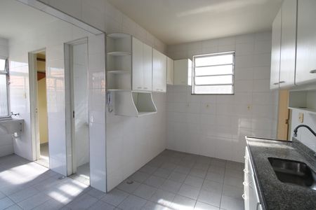 Apartamento à venda com 130m², 2 quartos e 1 vagaCozinha