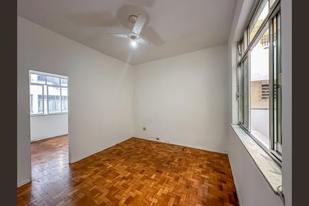 Apartamento à venda com 35m², 1 quarto e sem vaga Apartamento à venda com 35m², 1 quarto e sem vagaSala