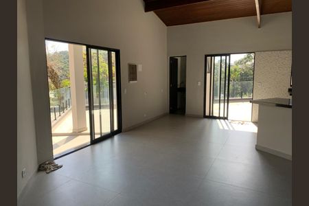 Casa de condomínio para alugar com 380m², 3 quartos e 2 vagas Casa de condomínio para alugar com 380m², 3 quartos e 2 vagasSala