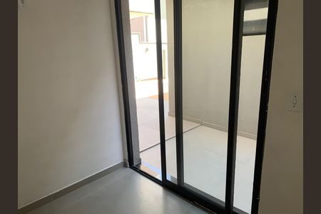 Casa de condomínio para alugar com 380m², 3 quartos e 2 vagas Casa de condomínio para alugar com 380m², 3 quartos e 2 vagasEscritório