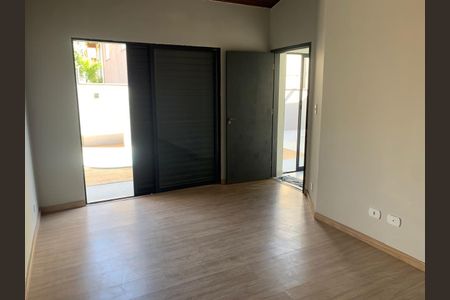 Casa de condomínio para alugar com 380m², 3 quartos e 2 vagas Casa de condomínio para alugar com 380m², 3 quartos e 2 vagasSuíte 3