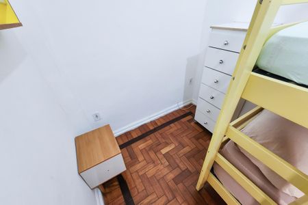 Quarto 1 de apartamento à venda com 2 quartos, 60m² em Lapa, Rio de Janeiro
