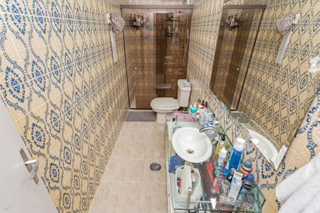 Casa à venda com 210m², 3 quartos e 5 vagasBanheiro Suíte