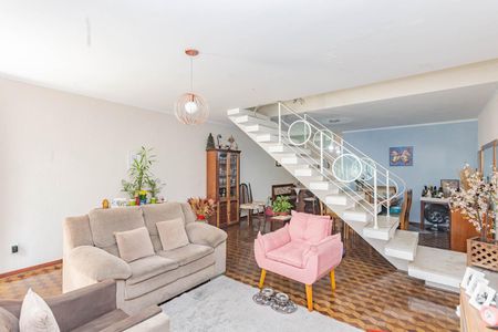 Casa à venda com 210m², 3 quartos e 5 vagasSala