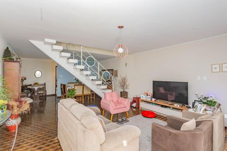 Casa à venda com 210m², 3 quartos e 5 vagasSala