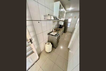 Casa à venda com 218m², 3 quartos e 2 vagasCozinha