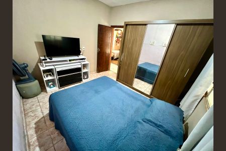 Casa à venda com 218m², 3 quartos e 2 vagasQuarto 1