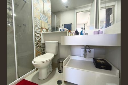 Apartamento à venda com 70m², 2 quartos e 1 vagaBanheiro da Suíte