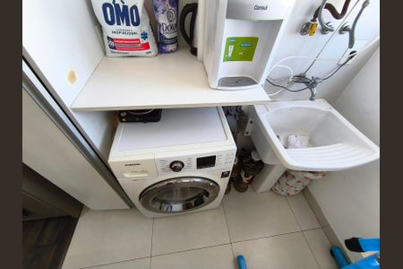 Apartamento à venda com 70m², 2 quartos e 1 vagaÁrea de Serviço