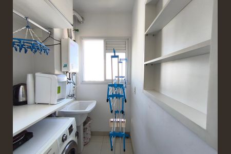 Apartamento à venda com 70m², 2 quartos e 1 vagaÁrea de Serviço