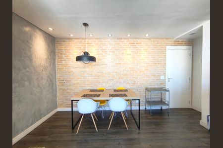 Apartamento à venda com 70m², 2 quartos e 1 vagaSala