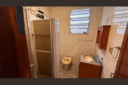 Casa à venda com 384m², 5 quartos e 1 vaga