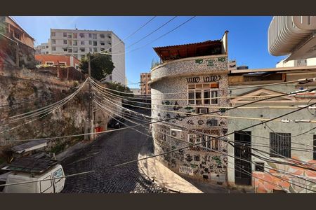 Casa à venda com 384m², 5 quartos e 1 vaga